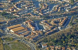 10 x 3.5 Metro Amarração Port des Marines de Cogolin Porto de Recreio Para Venda