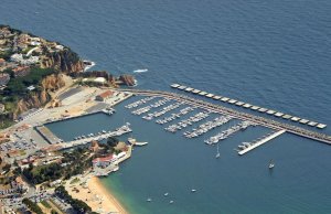 12 x 4 Metro Amarração Sant Feliu de Guixols Porto de Recreio Para Aluguer