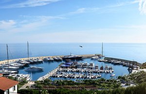 37 x 9 Metro Amarração Porto de Recreio Cala del Forte Monoco Para Venda