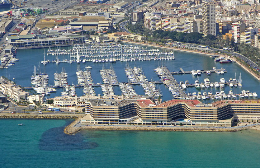 Alicante Marina - Amarrações