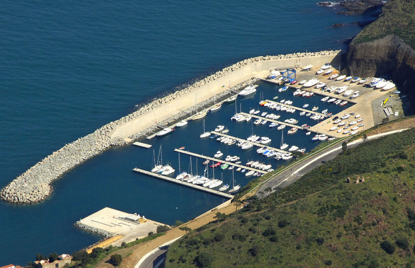 Portbou Marina - Amarrações