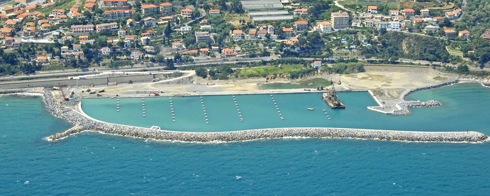 Marina Di San Lorenzo - Amarrações