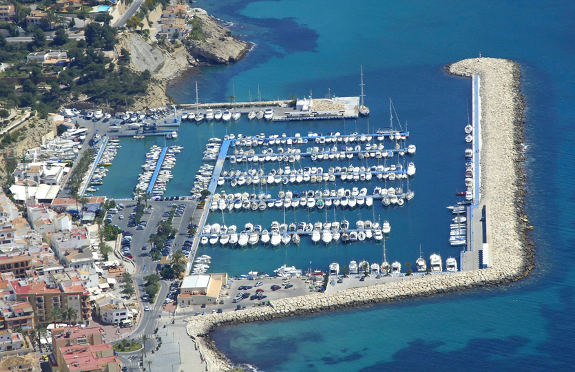 Club Nautico Moraira Marina - Amarrações