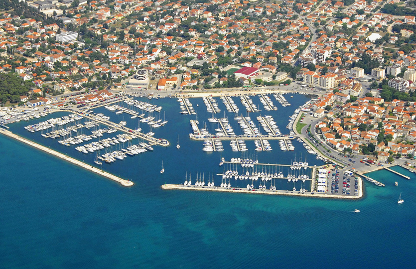 Sangulin Marina Kornati, Biograd - Amarrações